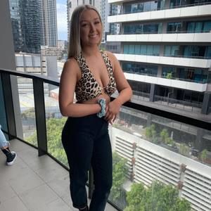 Meet your Posher, Paige